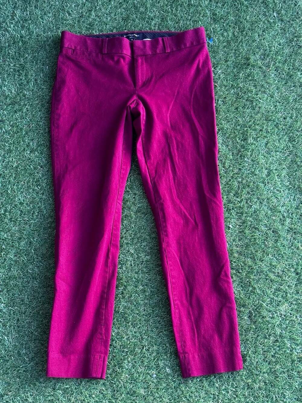 Banana Republic Sloan Fit Skinny Ankle Pants in Magenta